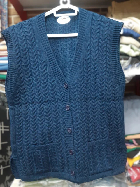 mari-yarn-knitted-vest.jpg