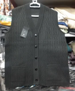 biscuity-kral-womens-knit-vest7.webp