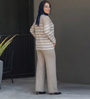 pinteresty-womens-knitted-set01.jpg