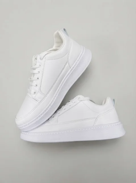 mens-vans-shoes3.webp